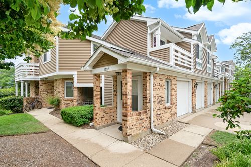 1207-1207 Ranch View Ct, Buffalo Grove, IL, 60089-1184 | Card Image