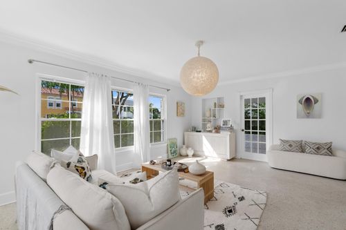 143 Greymon Dr, West Palm Beach, FL, 33405-1917 | Card Image