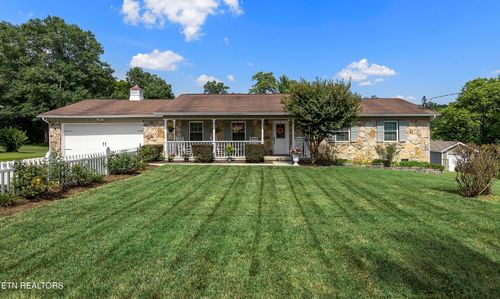 1208 Southbreeze Cir, Knoxville, TN, 37919-8440 | Card Image