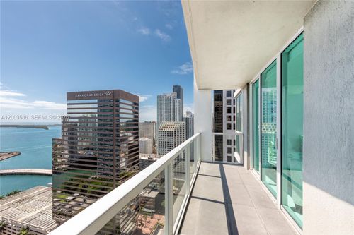 3802-500 Brickell Ave, Miami, FL, 33131 | Card Image