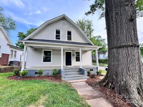 419 S Spencer Ave, Spencer, NC, 28159-2240 | Card Image