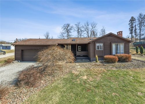 305 Todd School Rd, Greensburg, PA, 15601-4536 | Card Image