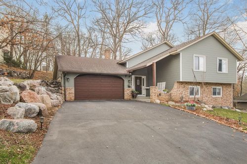 5821 Timber Trl Se, Prior Lake, MN, 55372-2059 | Card Image