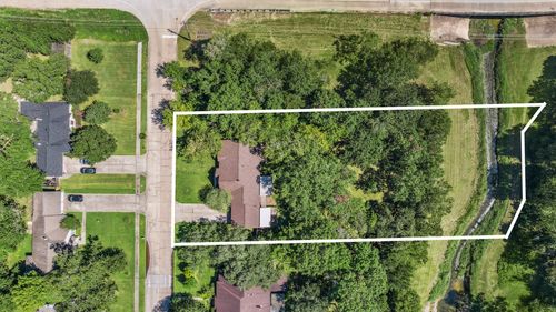 1509 Windsor Dr, Friendswood, TX, 77546-4782 | Card Image