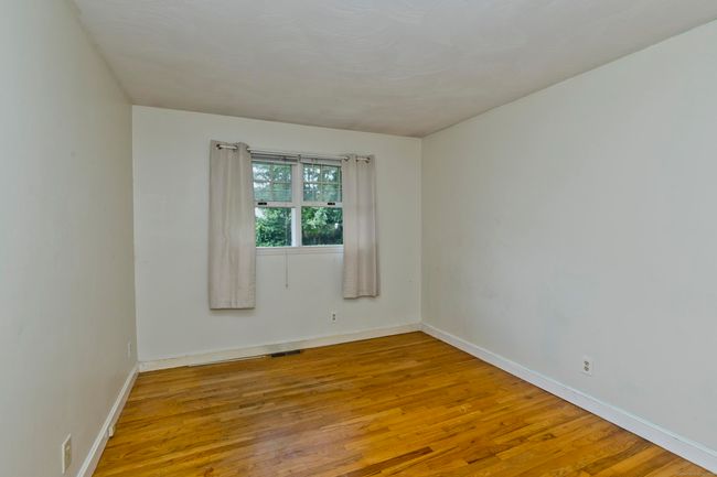 198 Connecticut Ave, House other with 3 bedrooms, 2 bathrooms and null parking in Newington CT | Image 17
