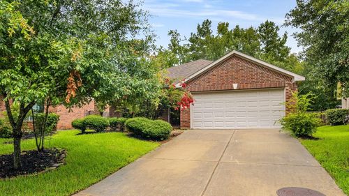51 N Spinning Wheel Cir, The Woodlands, TX, 77382-1445 | Card Image