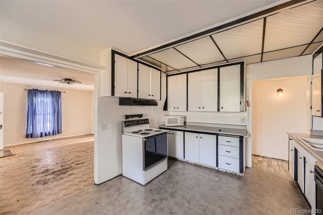 157 W Broadway St, House other with 3 bedrooms, 1 bathrooms and 2 parking in Elizabeth CO | Image 11