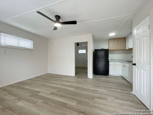 18-347 Ware Blvd, San Antonio, TX, 78221-1933 | Card Image