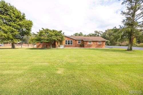 2023 Highway B, Perryville, MO, 63775-3244 | Card Image