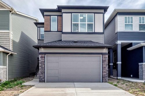 72 Lucas Gardens Nw, Calgary, AB, T3P2S1 | Card Image
