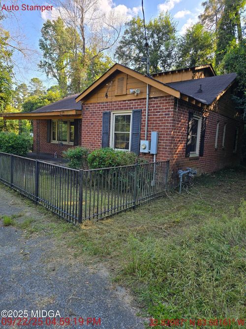 3258 Napier Ave, Macon, GA, 31204-3802 | Card Image