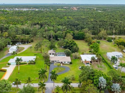 5272 Myrtle Ln, NAPLES, FL, 34113-8523 | Card Image