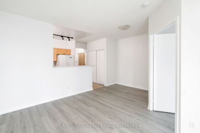 1005 - 600 Queens Quay W, Condo with 2 bedrooms, 2 bathrooms and 1 parking in Toronto ON | Image 3