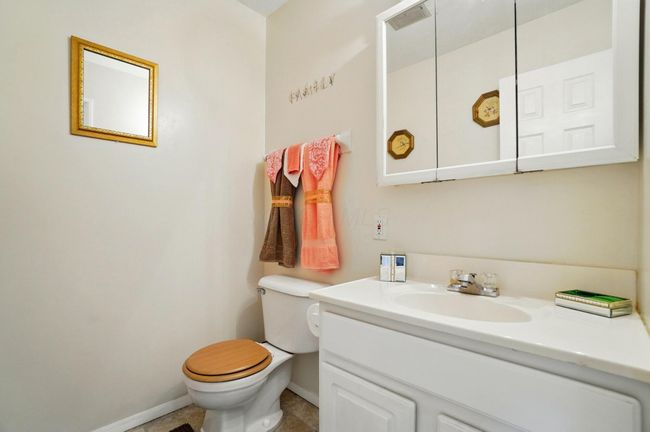 1st Floor Half Bathroom - 5775 Corinne Creek Drive, Columbus, OH 43232 | Image 18