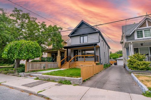 68 Harris Ave, Toronto, ON, M4C1P6 | Card Image