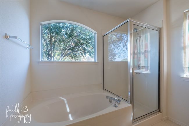 2006 Charlotte Way, House other with 3 bedrooms, 2 bathrooms and 2 parking in Round Rock TX | Image 14