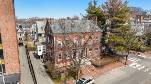 343 Harvard St, Cambridge, MA, 02139 | Card Image