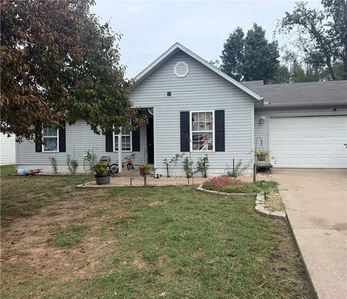 802 3rd Avenue, Gravette, AR, 72736 | Card Image