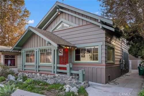 36 Hermosa Ave, Long Beach, CA, 90802-6107 | Card Image