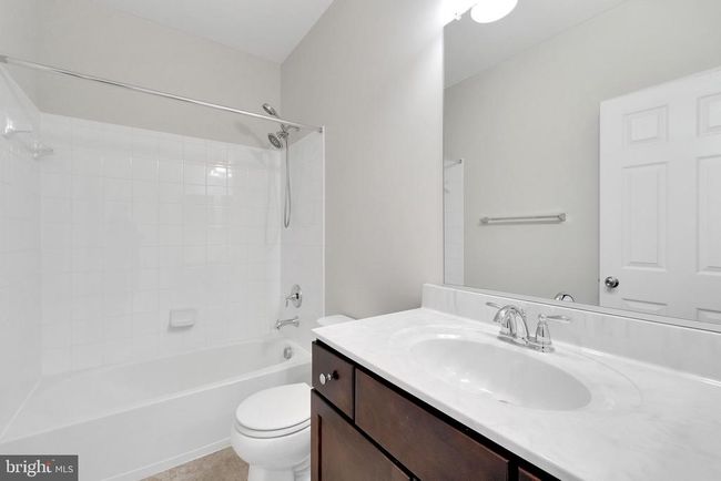 42510 Oak Park Sq, Townhouse with 3 bedrooms, 4 bathrooms and null parking in ASHBURN VA | Image 37