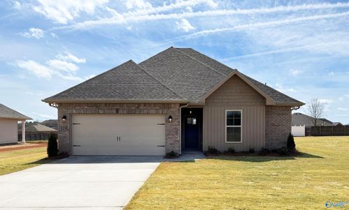 120 Parvin Way Dr, Hazel Green, AL, 35750-6602 | Card Image