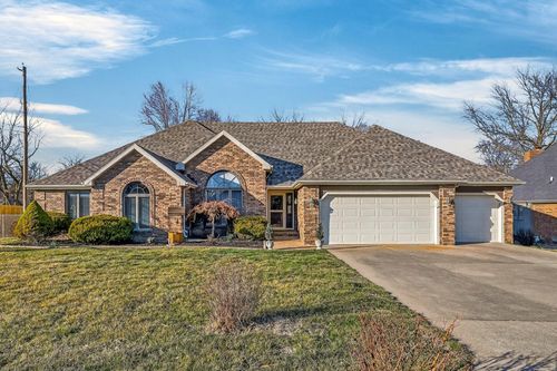 4081 E Kingsbury St, Springfield, MO, 65809-2211 | Card Image