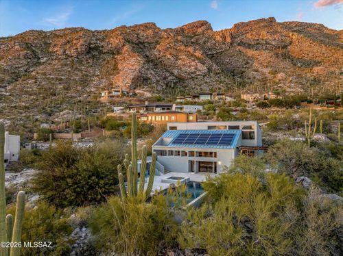 4560 E Ina Rd, Tucson, AZ, 85718-1615 | Card Image