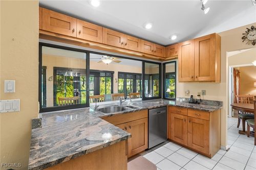 12648 Inverary Cir, FORT MYERS, FL, 33912-4634 | Card Image