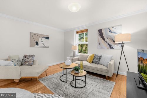 b638-3930 Langley Ct Nw, WASHINGTON, DC, 20016-5532 | Card Image