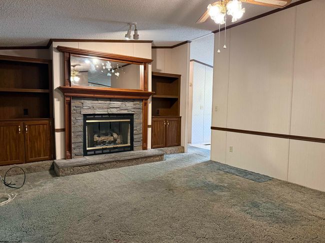 2610 Maple Spring Hwy, House other with 3 bedrooms, 3 bathrooms and 3 parking in Eglon WV | Image 8