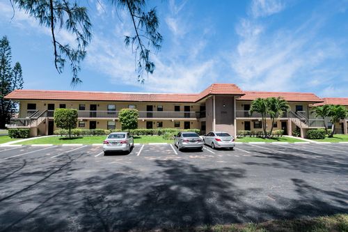 103-21911 Lake Forest Cir, Boca Raton, FL, 33433-3331 | Card Image