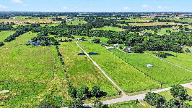 12041 Bell Rd, House other with 3 bedrooms, 2 bathrooms and null parking in Pilot Point TX | Image 32