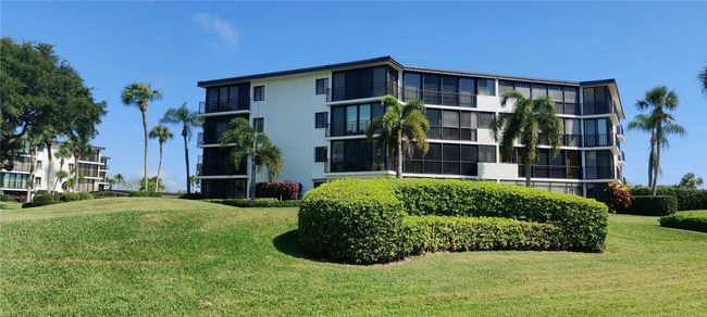 APT-3F - 1850 Bay Rd, House attached with 2 bedrooms, 2 bathrooms and null parking in Vero Beach FL | Image 4