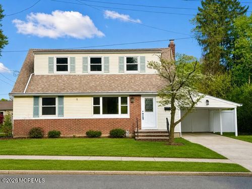 27 Runyon Ave, Freehold, NJ, 07728-1822 | Card Image