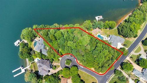 18205 Harbor Light Blvd, Cornelius, NC, 28031-7792 | Card Image