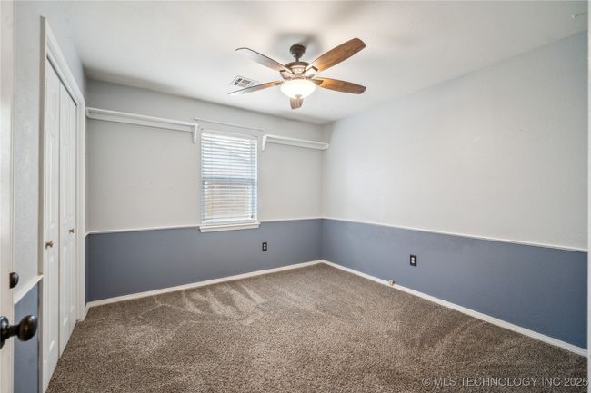 2922 S Main St, House other with 3 bedrooms, 2 bathrooms and null parking in Sapulpa OK | Image 18