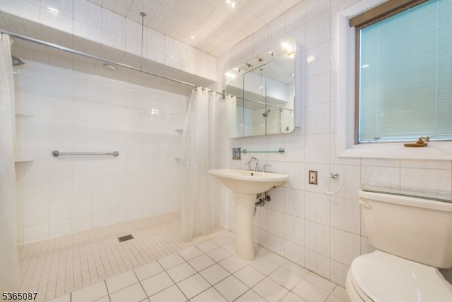 6 Rutgers Pl, House other with 4 bedrooms, 2 bathrooms and null parking in Clifton NJ | Image 14
