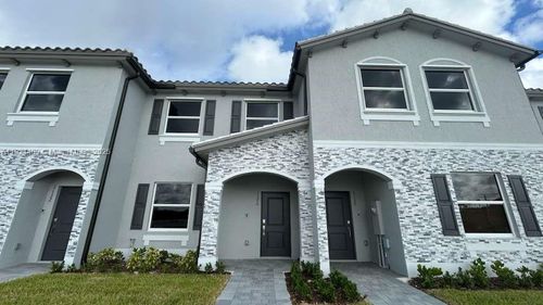 1126 Se 2nd Ter, Florida City, FL, 33034-3735 | Card Image