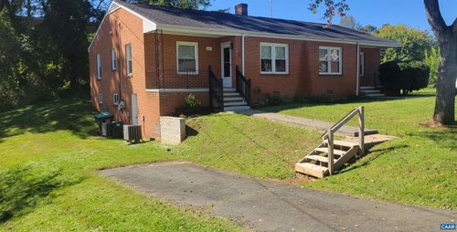 a-2218 Wayne Ave, CHARLOTTESVILLE, VA, 22901-2714 | Card Image