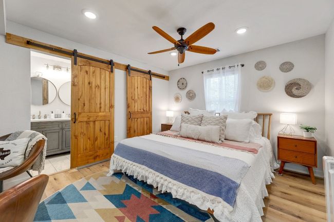 Primary Suite with King Bed | Image 6