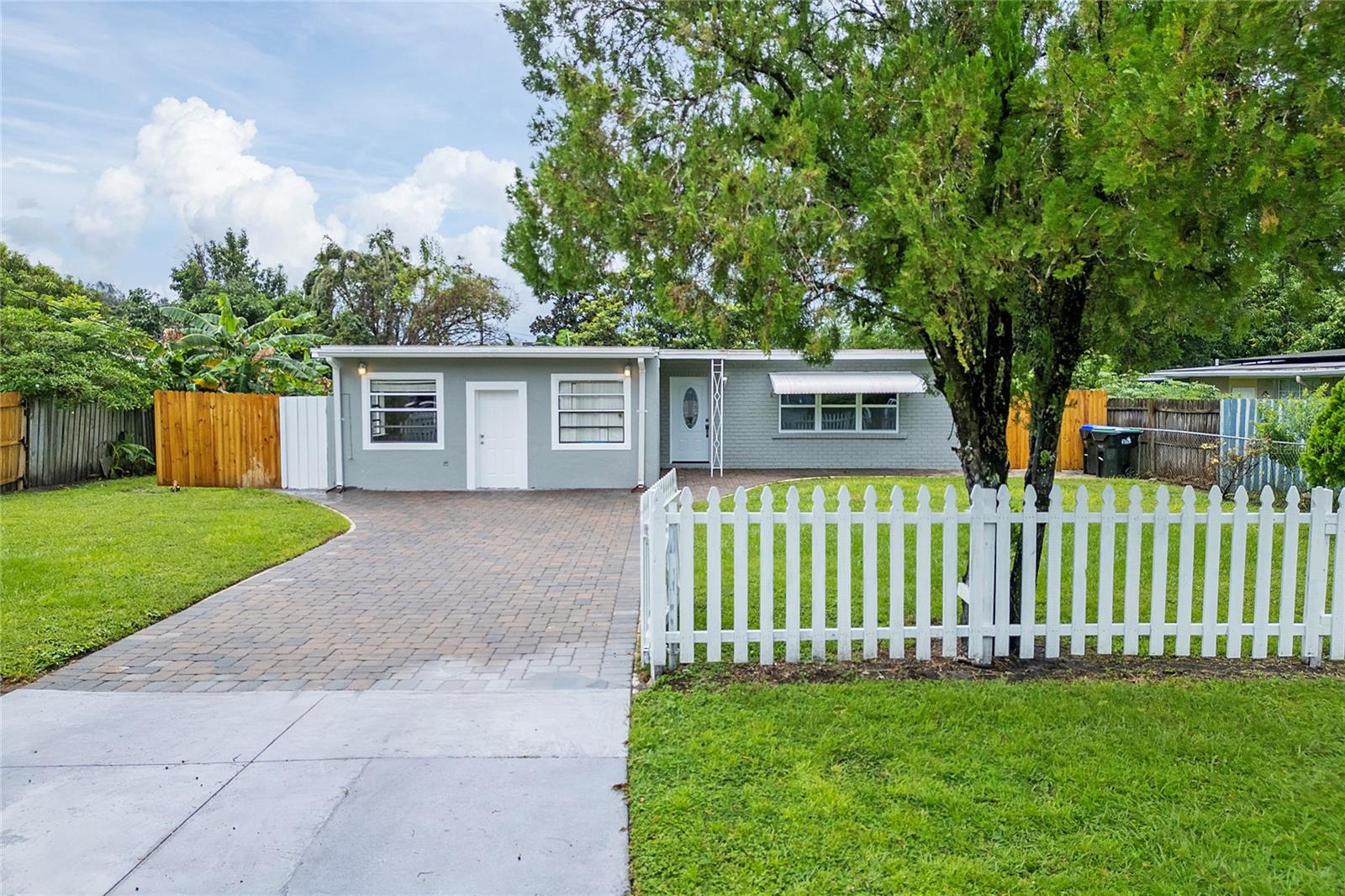 2014 Pineway Drive, For Sale in ORLANDO Zoocasa