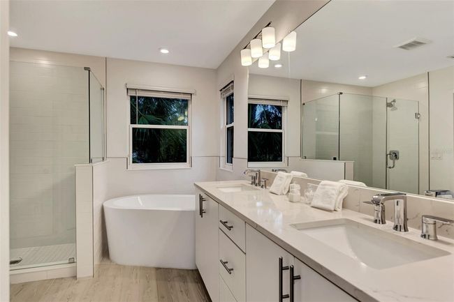 2587 Temple St, House other with 4 bedrooms, 3 bathrooms and null parking in SARASOTA FL | Image 31