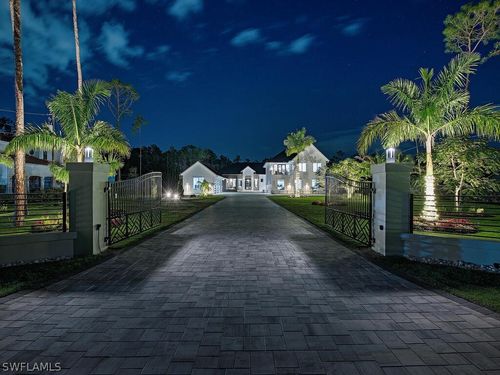 6677 Hunters Rd, NAPLES, FL, 34109-0535 | Card Image