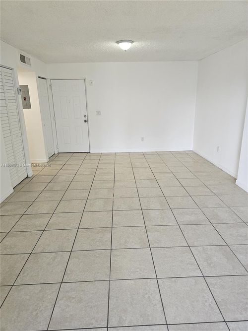 apt-104-8240 Sw 210th St, Cutler Bay, FL, 33189-3487 | Card Image