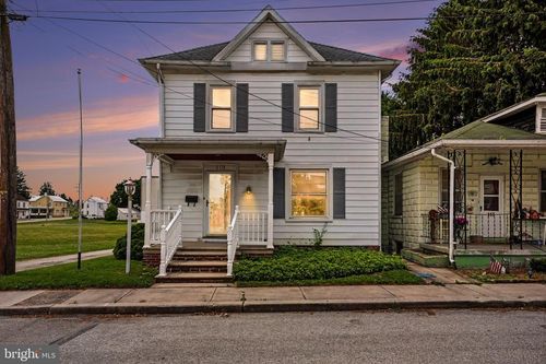 119 M St, Littlestown, PA, 17340-1421 | Card Image