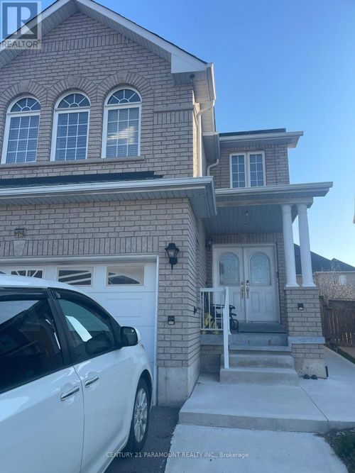 7275 Village Walk, Mississauga, ON, L5W1V7 | Card Image