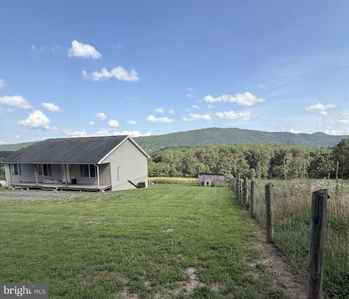 14 River Glen Rd, Paw Paw, WV, 25434-8855 | Card Image