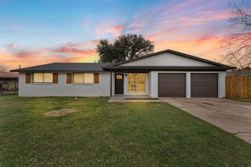 4300 Greenbriar Dr, Waco, TX, 76705-2664 | Card Image