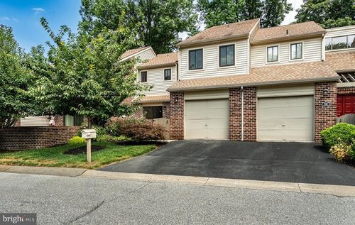 24 Scott Ct, Chesterbrook, PA, 19087-5706 | Card Image