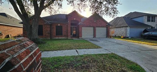 3411 Somerton Drive, La Porte, TX, 77571 | Card Image